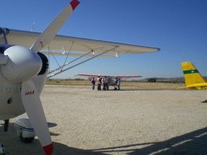 Aviones Ultraligeros ULM en aeródromo de Villanueva del Pardillo